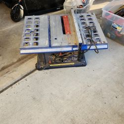 Benchtop 10in Table Saw