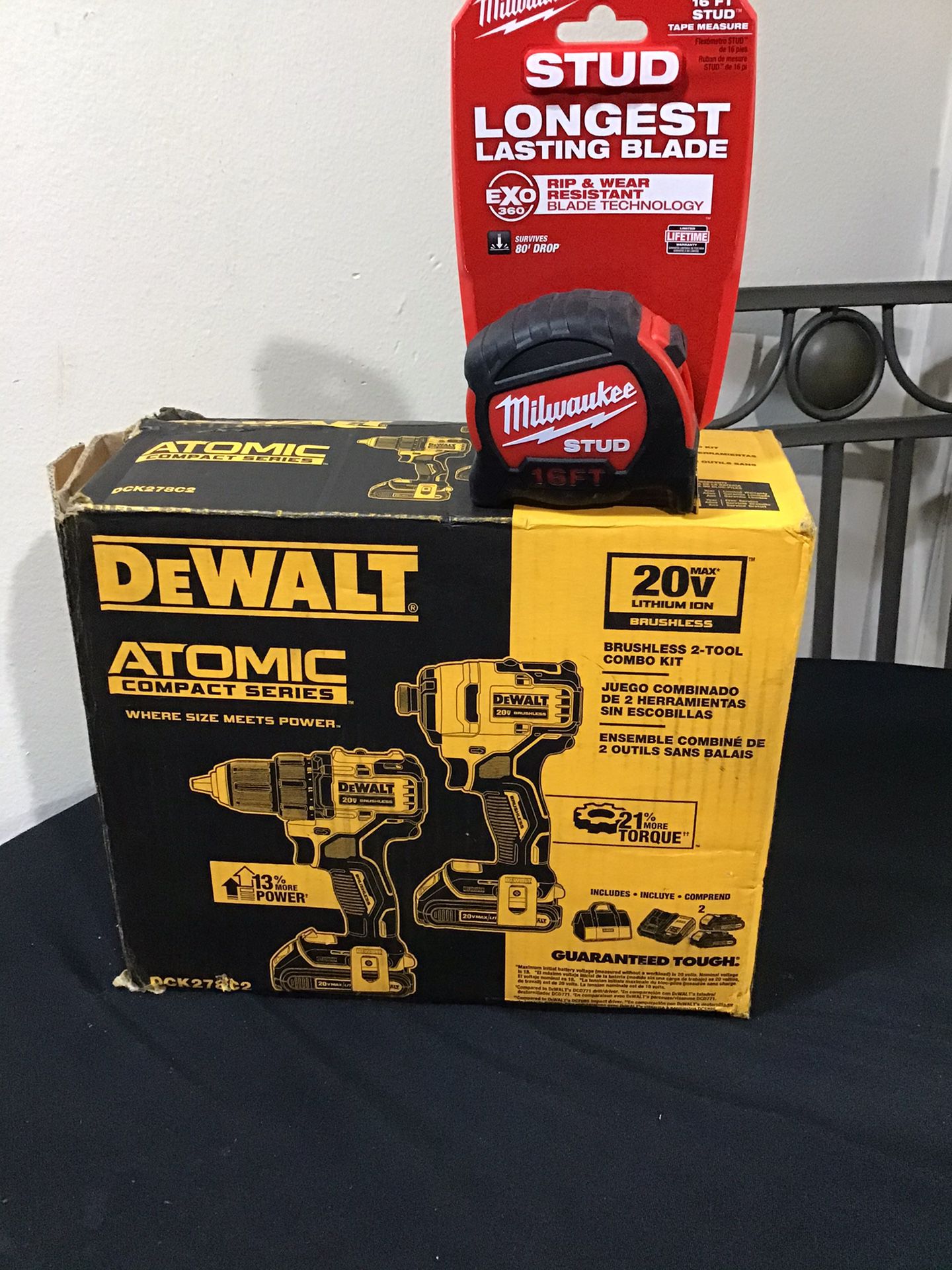 ATOMIC 20-Volt MAX Lithium-Ion Brushless Cordless Compact Drill/Impact Combo Kit (2-Tool) 2 Batteries 1.3Ah and Charger