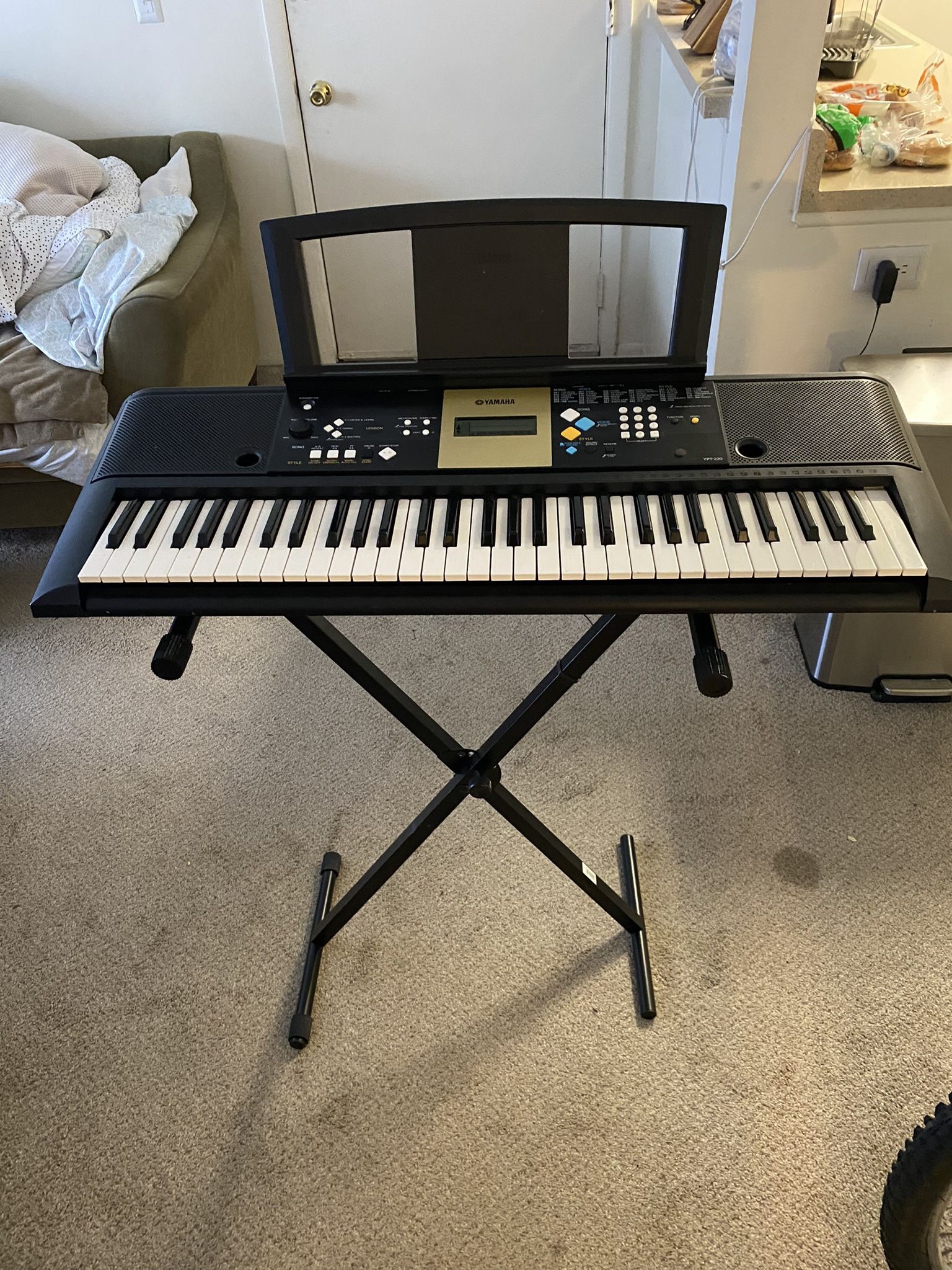 Yamaha YPT-220