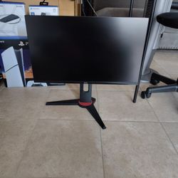 On Gaming Monitor 27-in