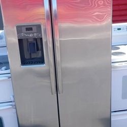 Refrigerator For Sale - Free Delivery And Installation 