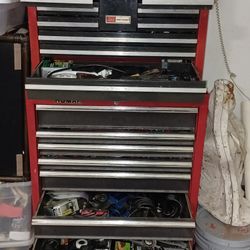 Craftsmen 10 Drawer Upper Toolbox with Tools ONLY,   Bottom Sold $300obo