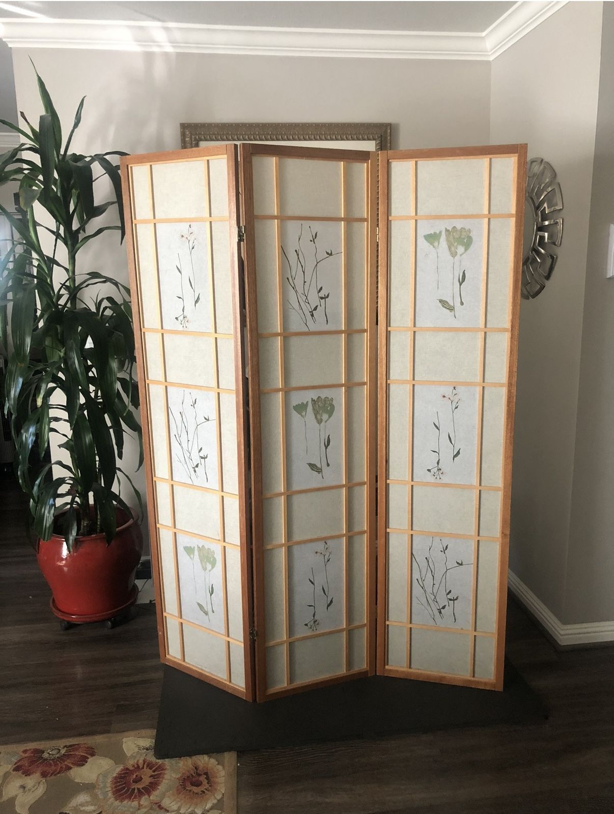 Room Divider • 3 Panels