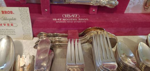 1837 Roger's Brother Silverware Sets
