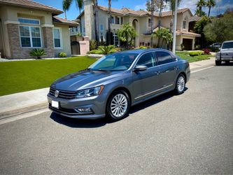 2016 Volkswagen Passat SE