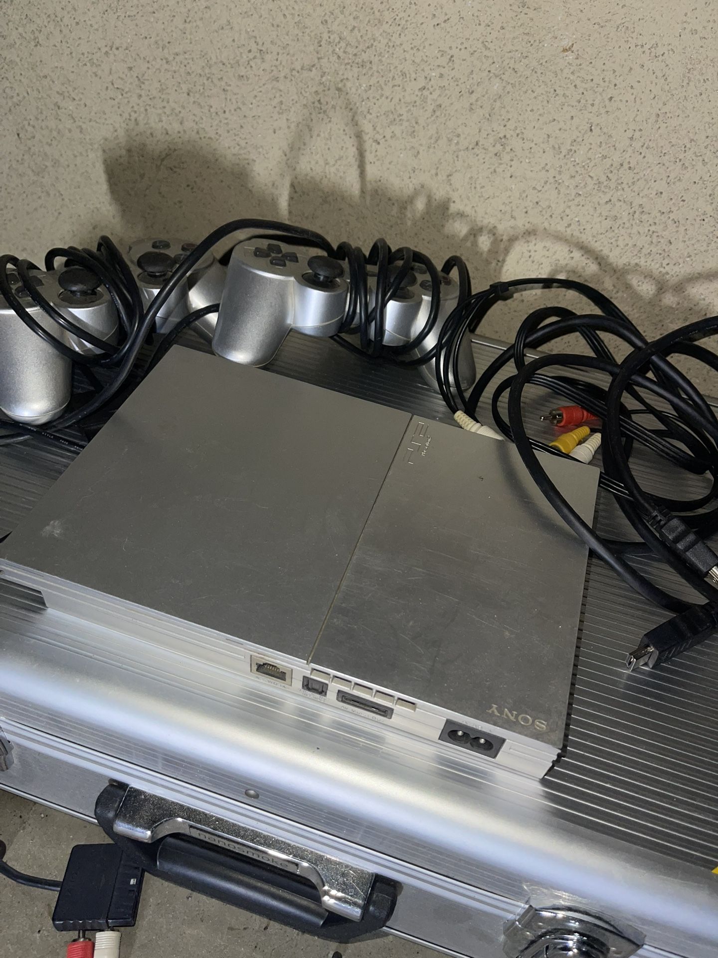 PlayStation 2 Slim Console - Silver Edition