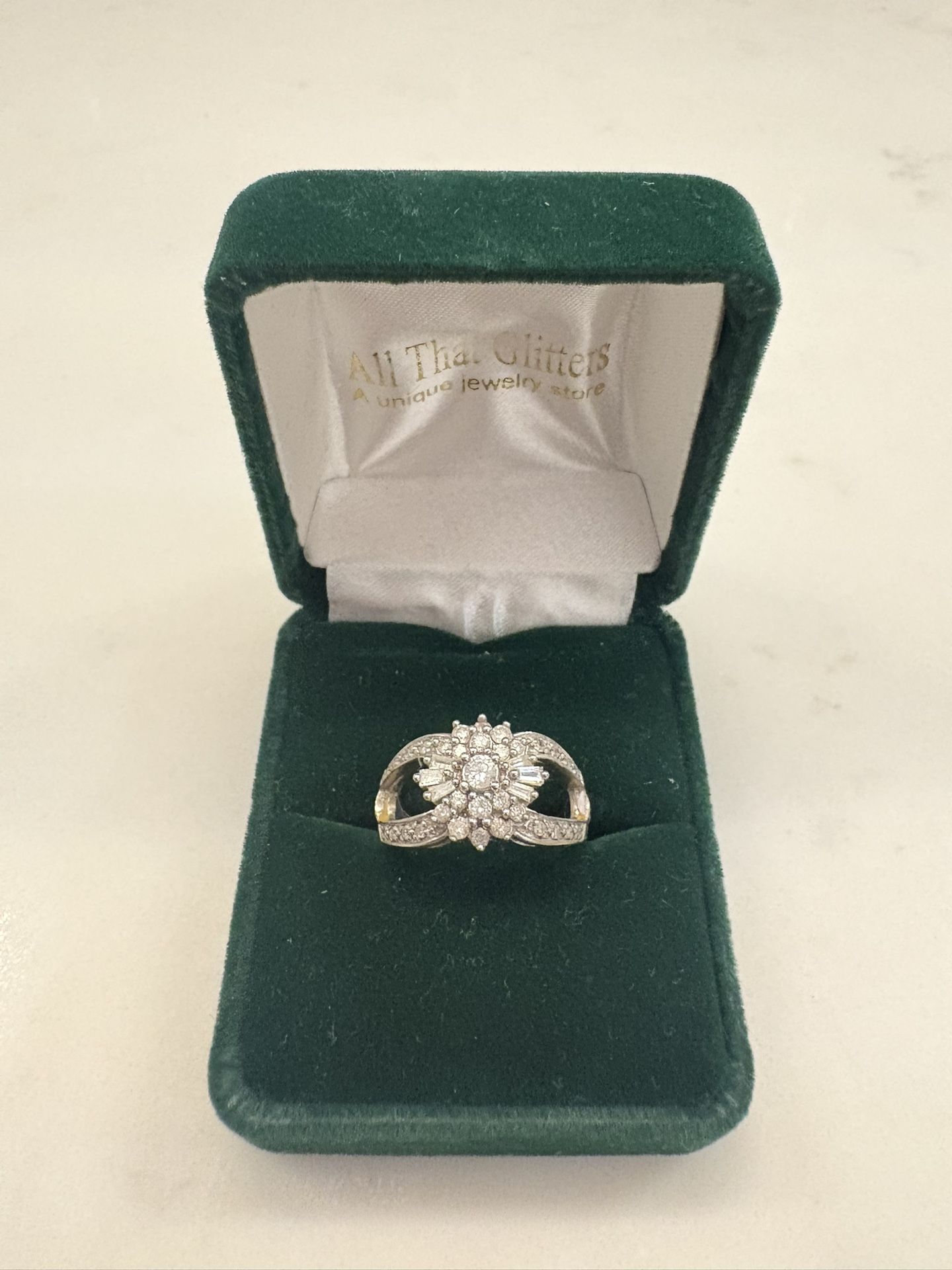 14k White Gold Ring Woman