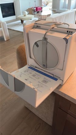 Ecovac winbot window cleaning robot
