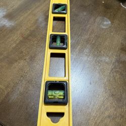 16” level and stud finder 