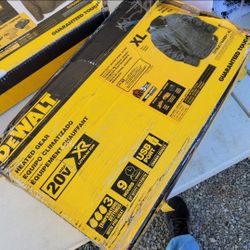 DEWALT Heavy Duty Heated Kit Black Work Jacket XL