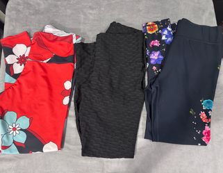 Ladies Size Large Yoga Pants