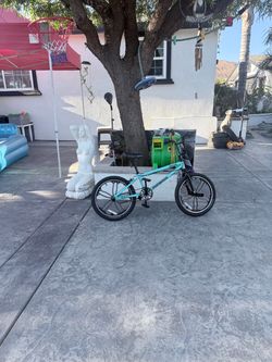 Mongoose Craze BMX Bike Teal