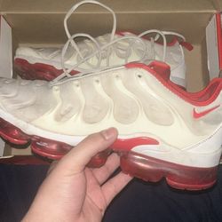 Red /white Vapor Max