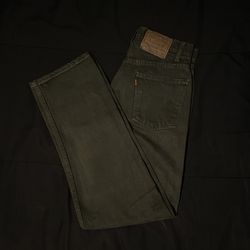 Orange Label Levi’s 505 Regular Fit Straight Leg in Olive Green