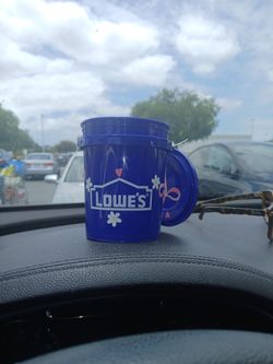Lowes mini blue  bucket