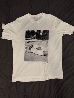 H&M White and Black Skatepark Graphic T-Shirt