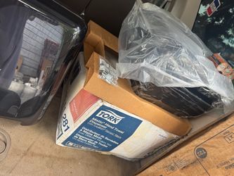 Dispensadores de toallas para manos y para el baño