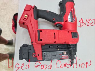Finish nailer Milwaukee