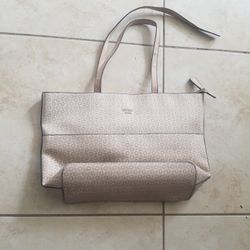 $20 Needs New Strap SUMMERLIN 