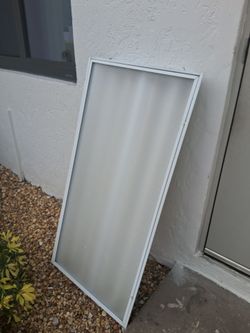 15 lámparas para talleres patio etc