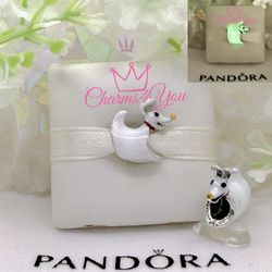 Adorable Charm 925 silver for Pandora moments bracelet.