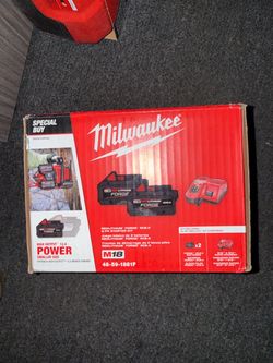 Milwaukee Battery
