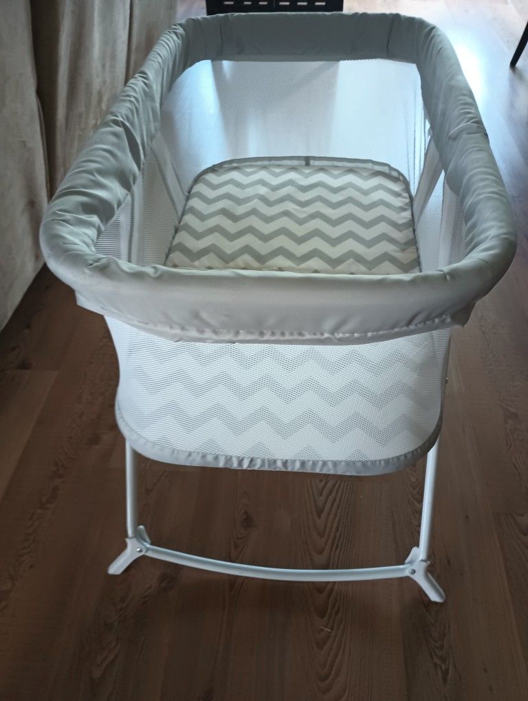 miclassic All mesh Bassinet Fold Travel Crib Portable