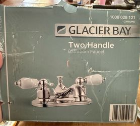 Glacier Bay Teapot 4 in. Faucet