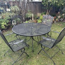 Outdoor Table Set