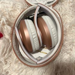 ZIHNIC Bluetooth Headphones Over-Ear, Foldable Wireless and Wired Stereo Headset Micro SD/TF, FM for Cell Phone,PC,Soft Earmuffs &Light Weight for Pro