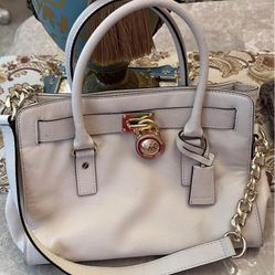 Michael Kors Medium Purse 