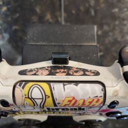 Superman Comic Wrapped Ps4 Controller with Docking Stand