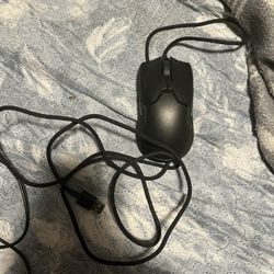 razer viper 8Khrz gaming mouse 