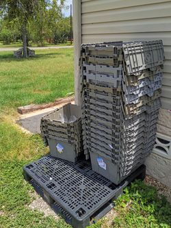 20 STORAGE CONTAINERS WITH FOLDING LIDS AVAILABLE, GREAT CONDITION