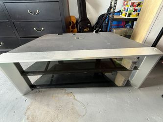 Entertainment center