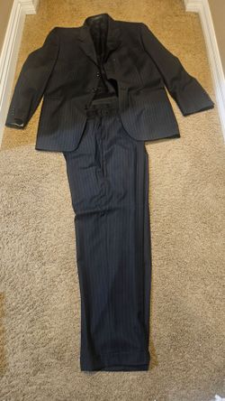 Men Jones New York Suite