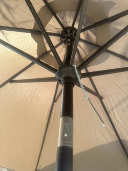 Patio Umbrella 9’ New Beige Canopy & 40# Base 59ave/101