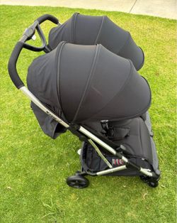 Double travel stroller