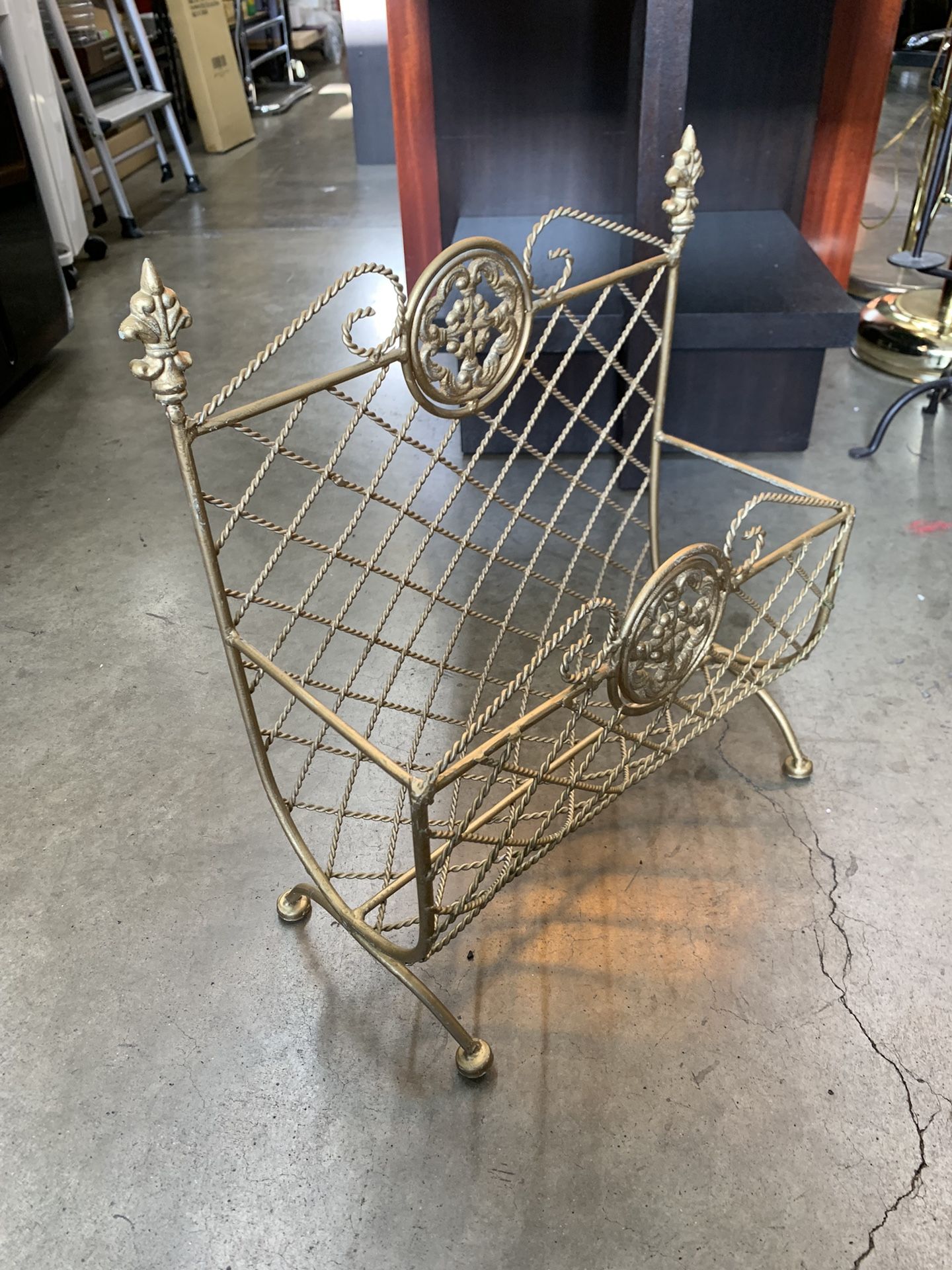 Vintage Hollywood Regency Gold Finish Magazine Rack 