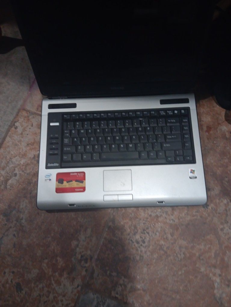Toshiba Satelite Laptop