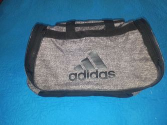 Bolsa deportivas marca Adidas