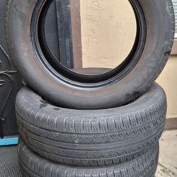 Set Of 4 Esed Tires Good Conditions 195/65/15.