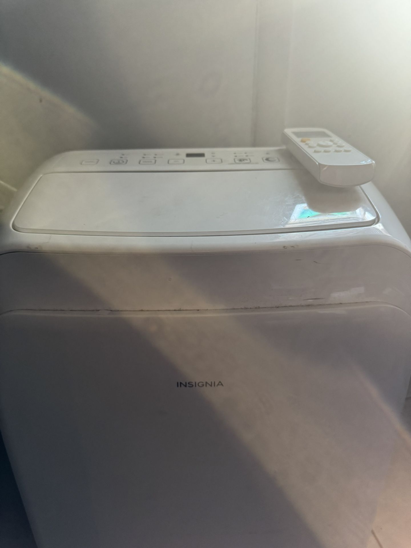 Insignia Portable AC