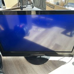 Visio 42 inch TV, Working no damage to the screen pick up in Lemon grove
