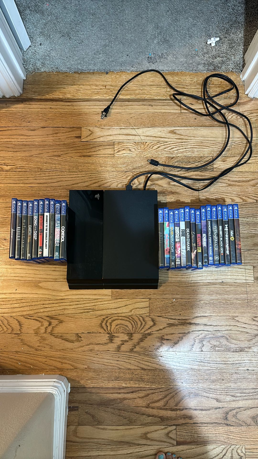 PS4 Bundle With Games And Controllers