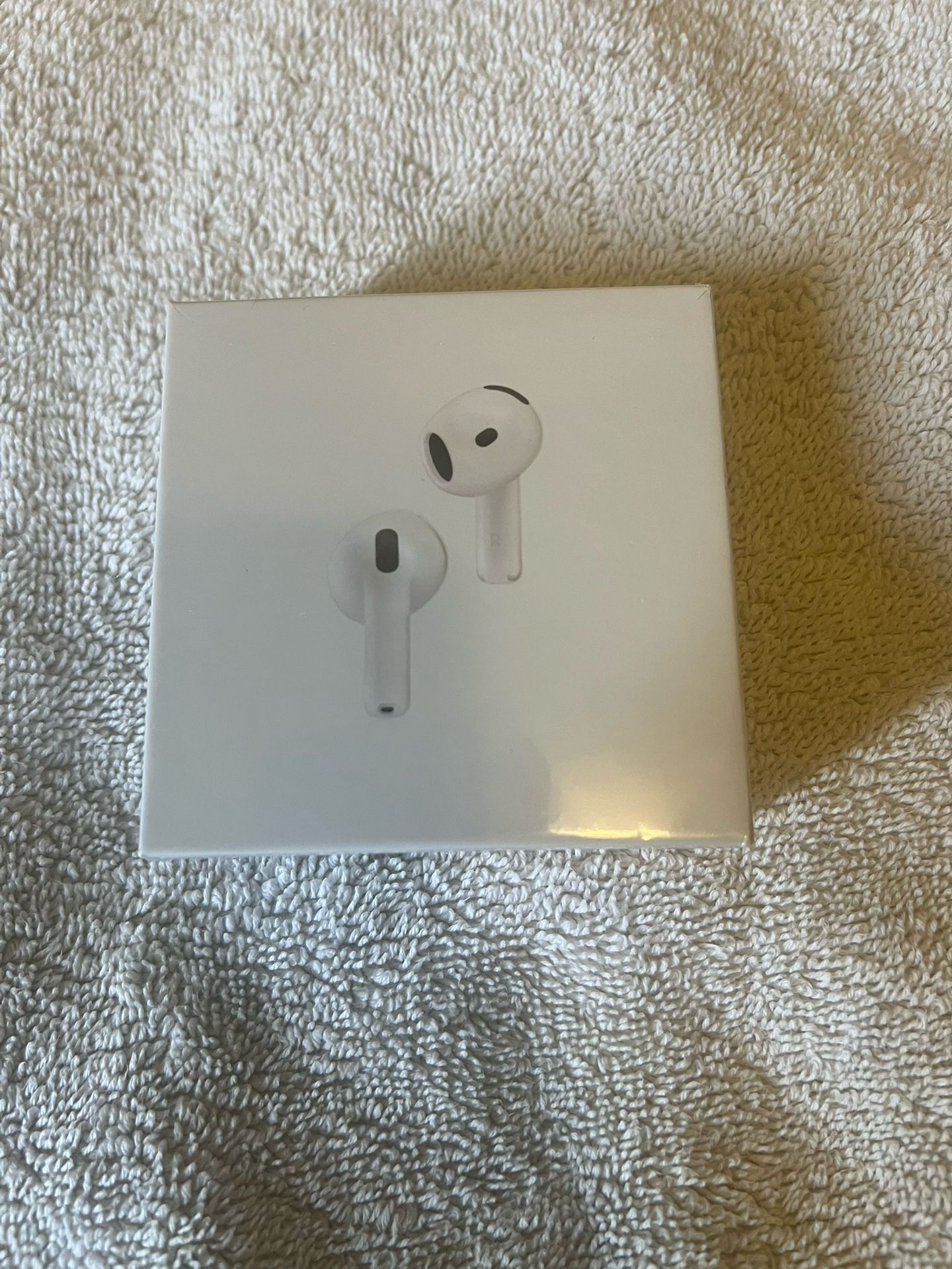 Apple/Android Compatible Earbuds