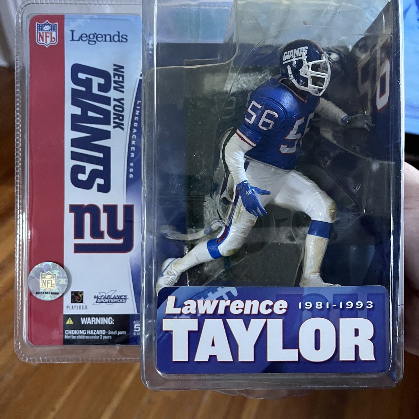 56 Lawrence Taylor  New york giants football, Ny giants football, Nfl new  york giants