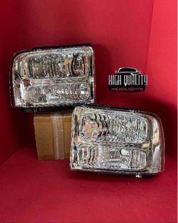 Ford F250  2005. 2007 Headlights.