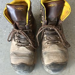 Men's KEEN Work Boots Size 10.5EE
