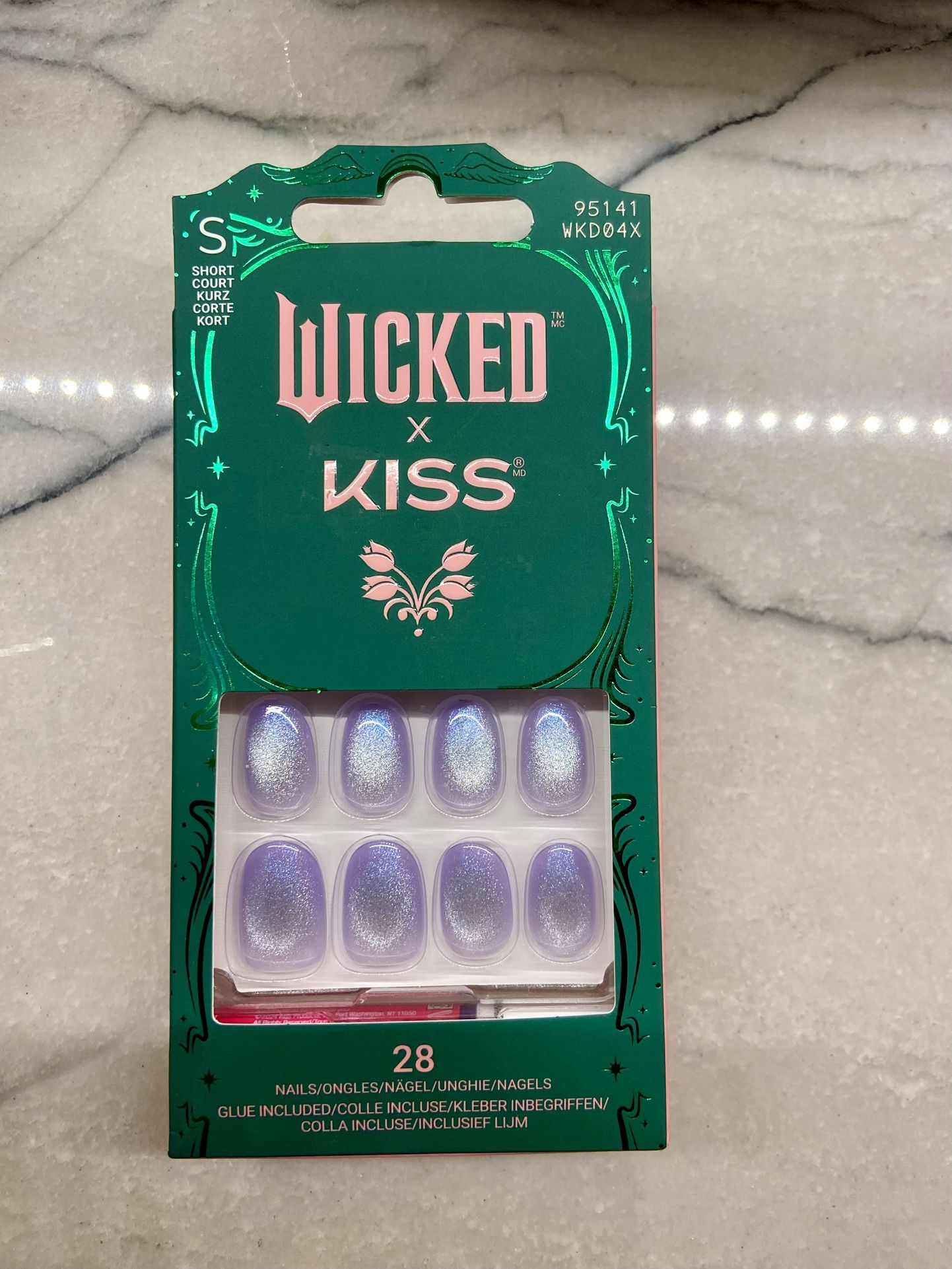 WICKED x KISS Press on Nails, Ozdust, Blue, Short Oval, 28 Count. New
